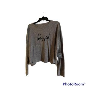 Women’s slight crop T-shirt in grey, size XL, NWT